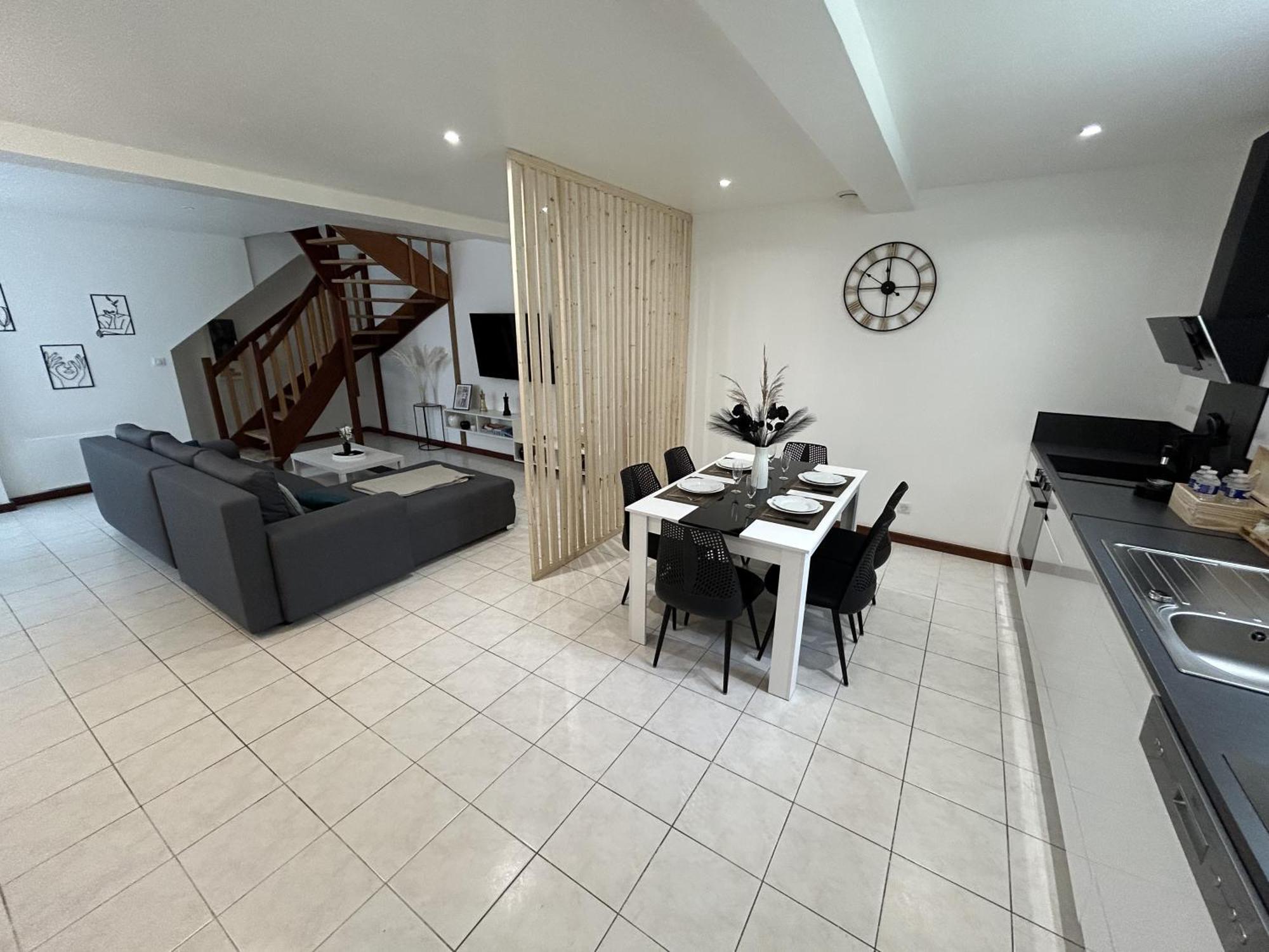 Apartment Centre Avec Garage - Parking Troyes